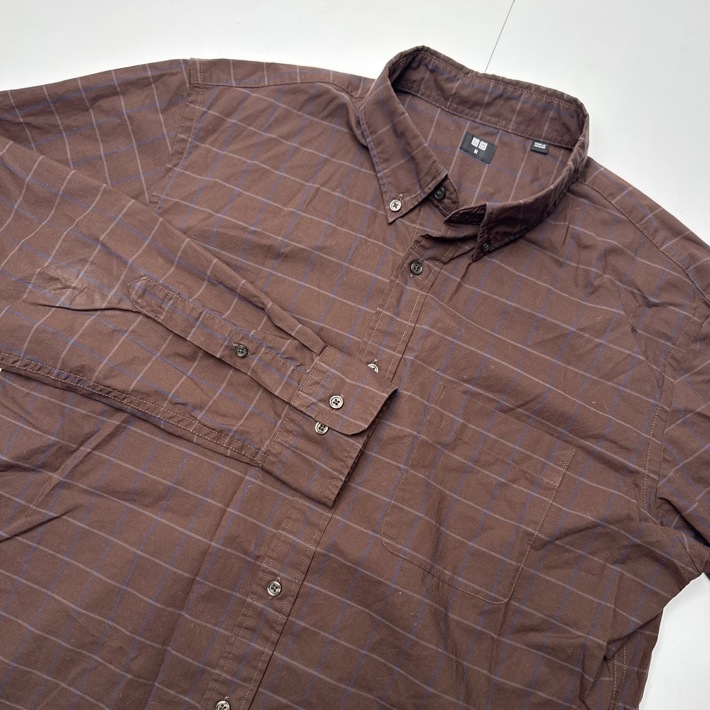 Uniqlo Mens Brown Grid Plaid Long Sleeve Button Up Shirt Size M Chest Pocket